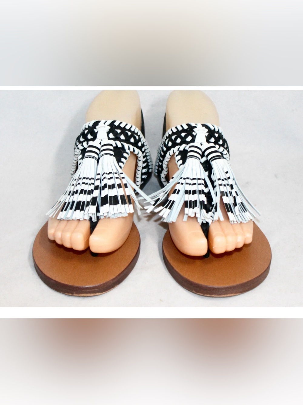 Vince Camuto Rebeka Flat Sandals Size 9M Chic Casual Slip-On Summer Sandals - Picture 2 of 13